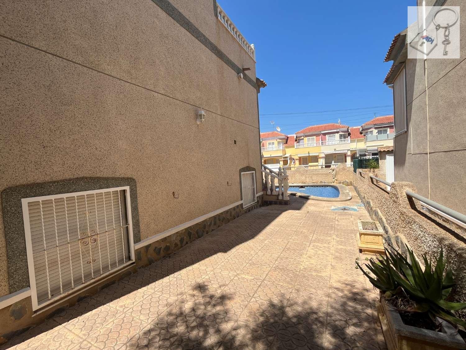 Chalet for Sale in San Miguel de Salinas