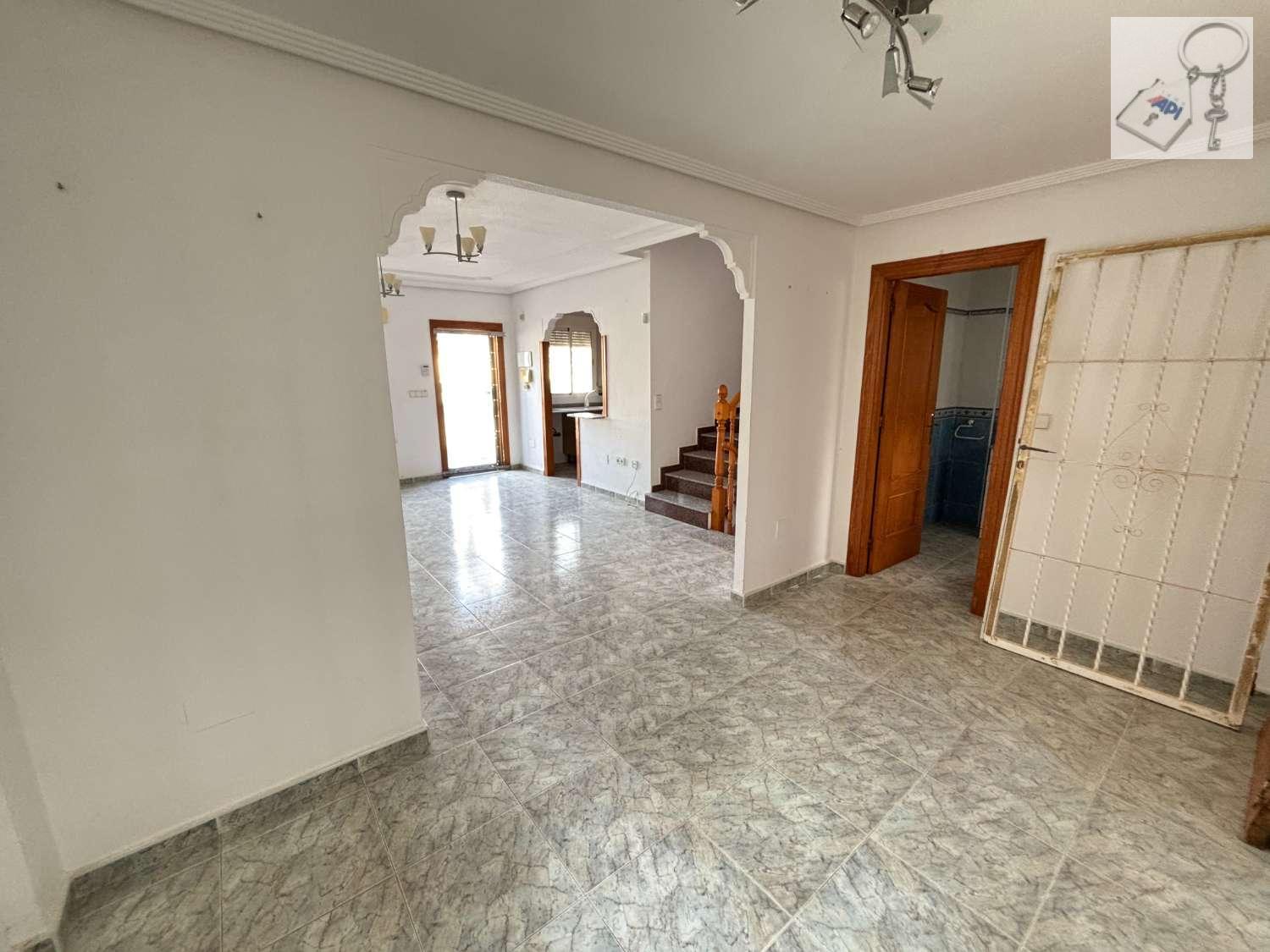 Chalet for Sale in San Miguel de Salinas