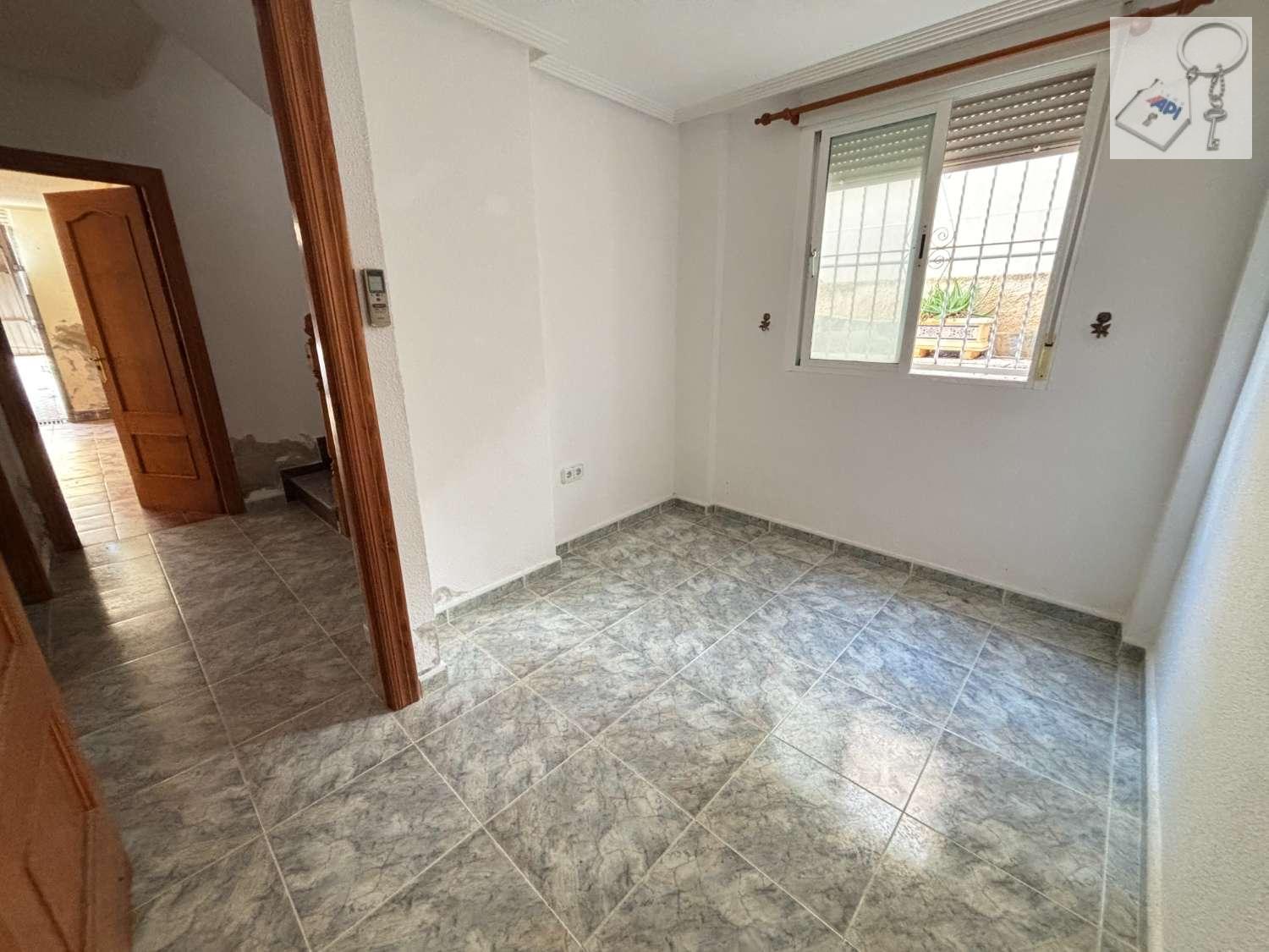 Chalet for Sale in San Miguel de Salinas