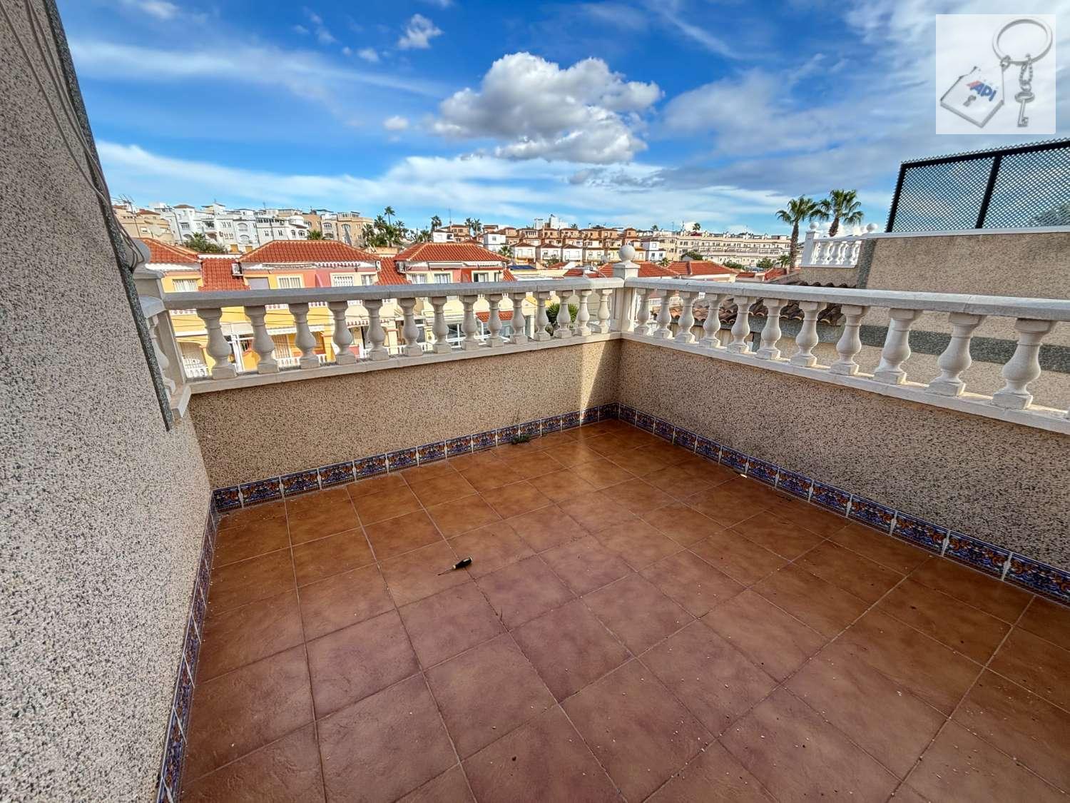 Chalet for Sale in San Miguel de Salinas