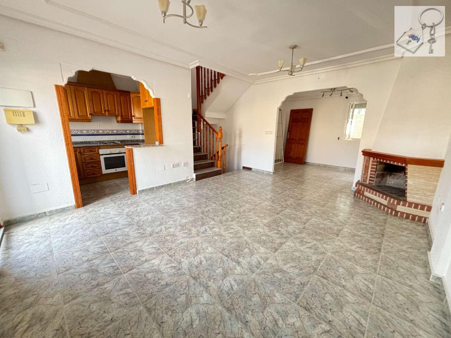 Chalet for Sale in San Miguel de Salinas