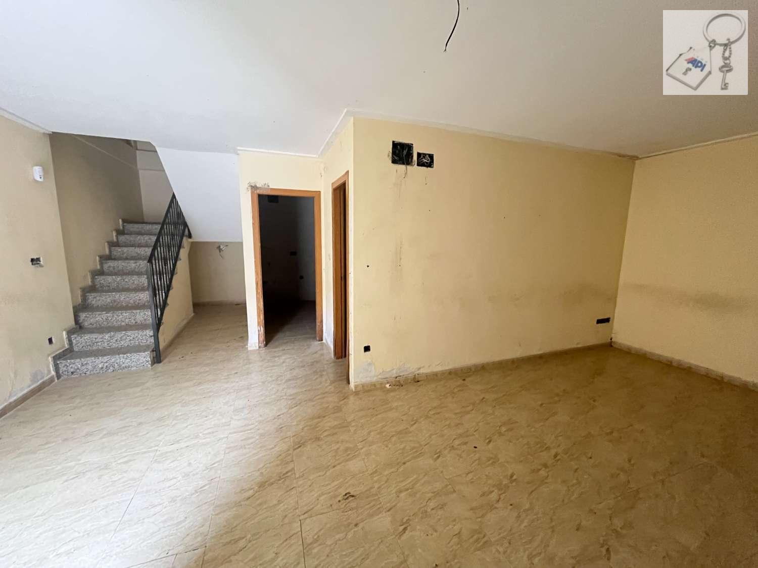 Duplex for Sale in Crevillent