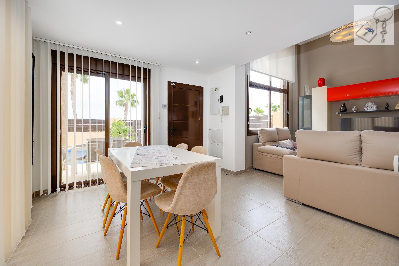 Casa en Venta en Rojales