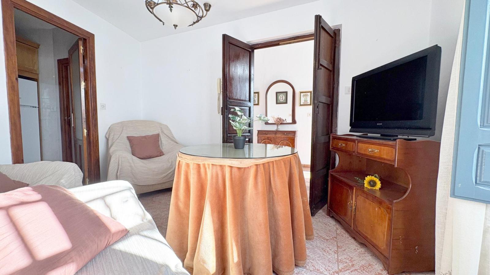House for Sale in Válor