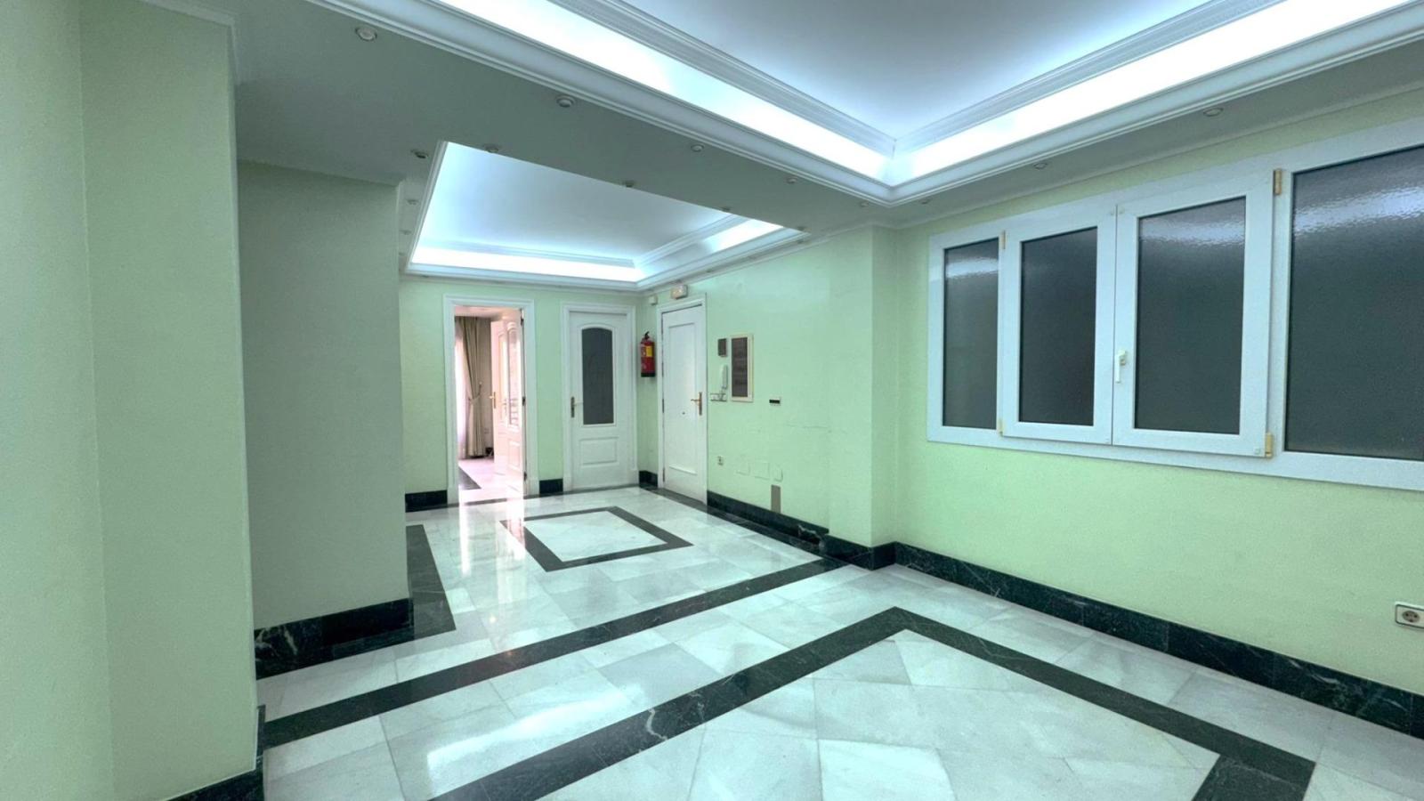Piso en Venta en Almería