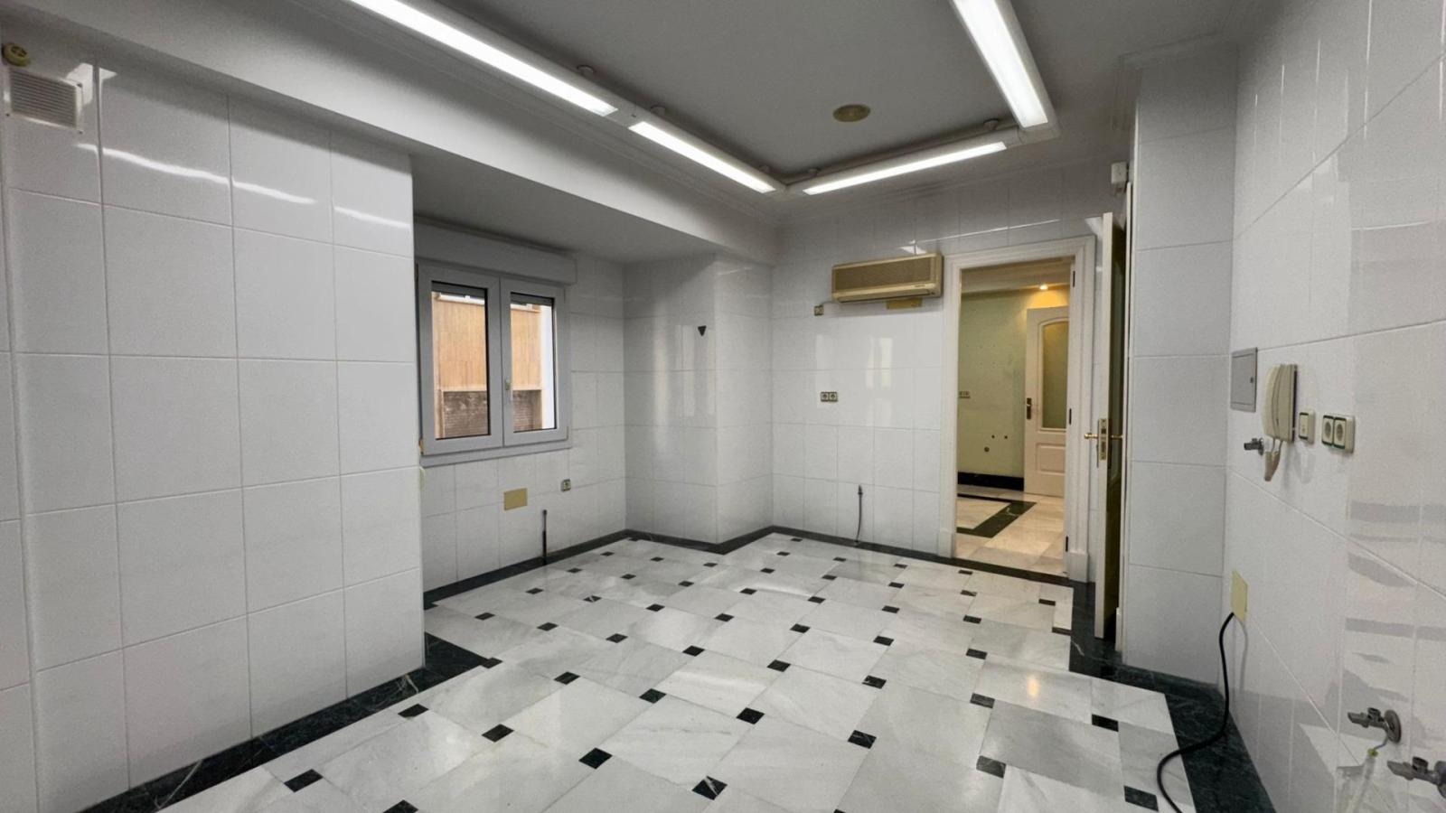 Piso en Venta en Almería