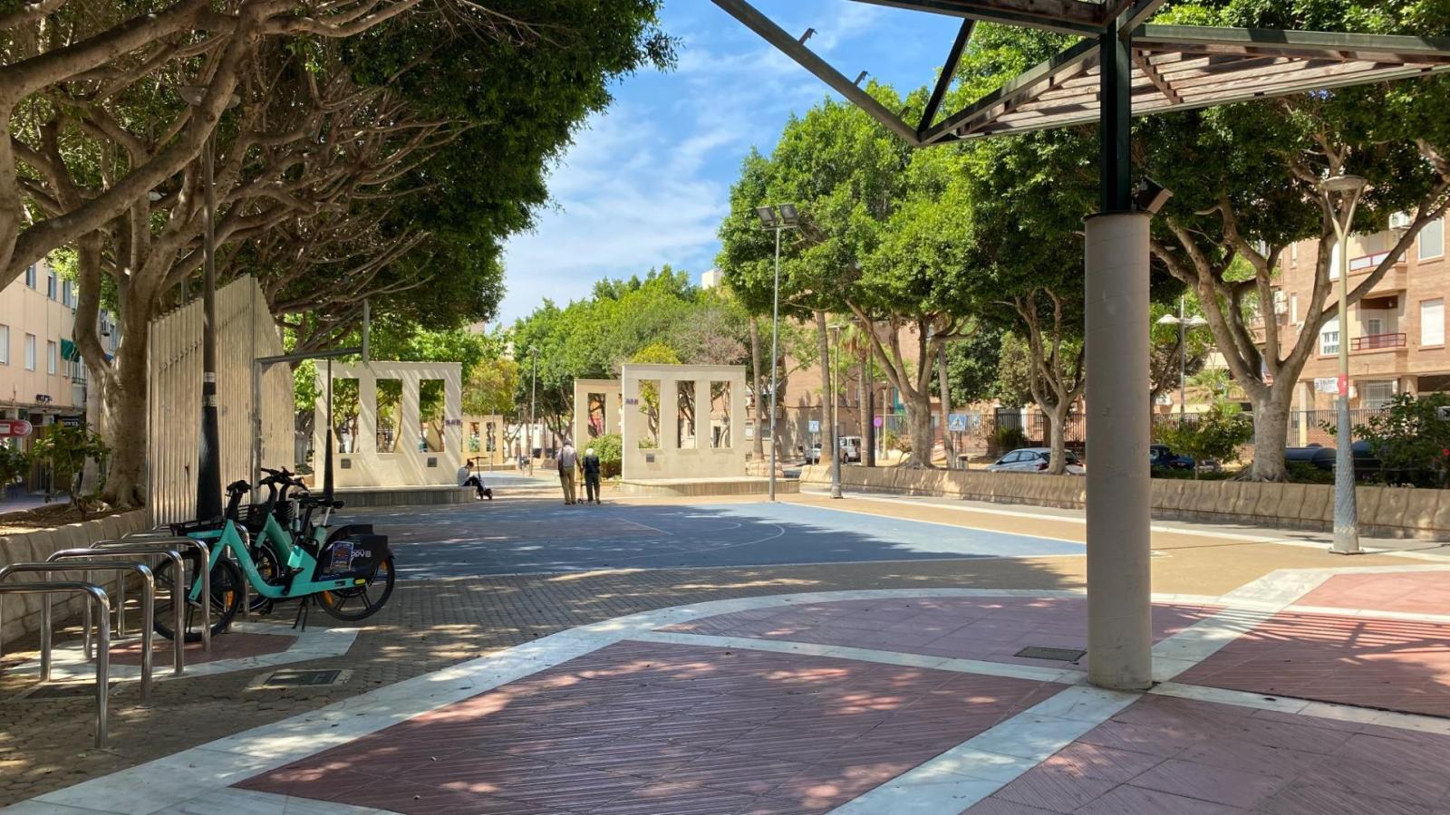 Premise for Rent in Almería