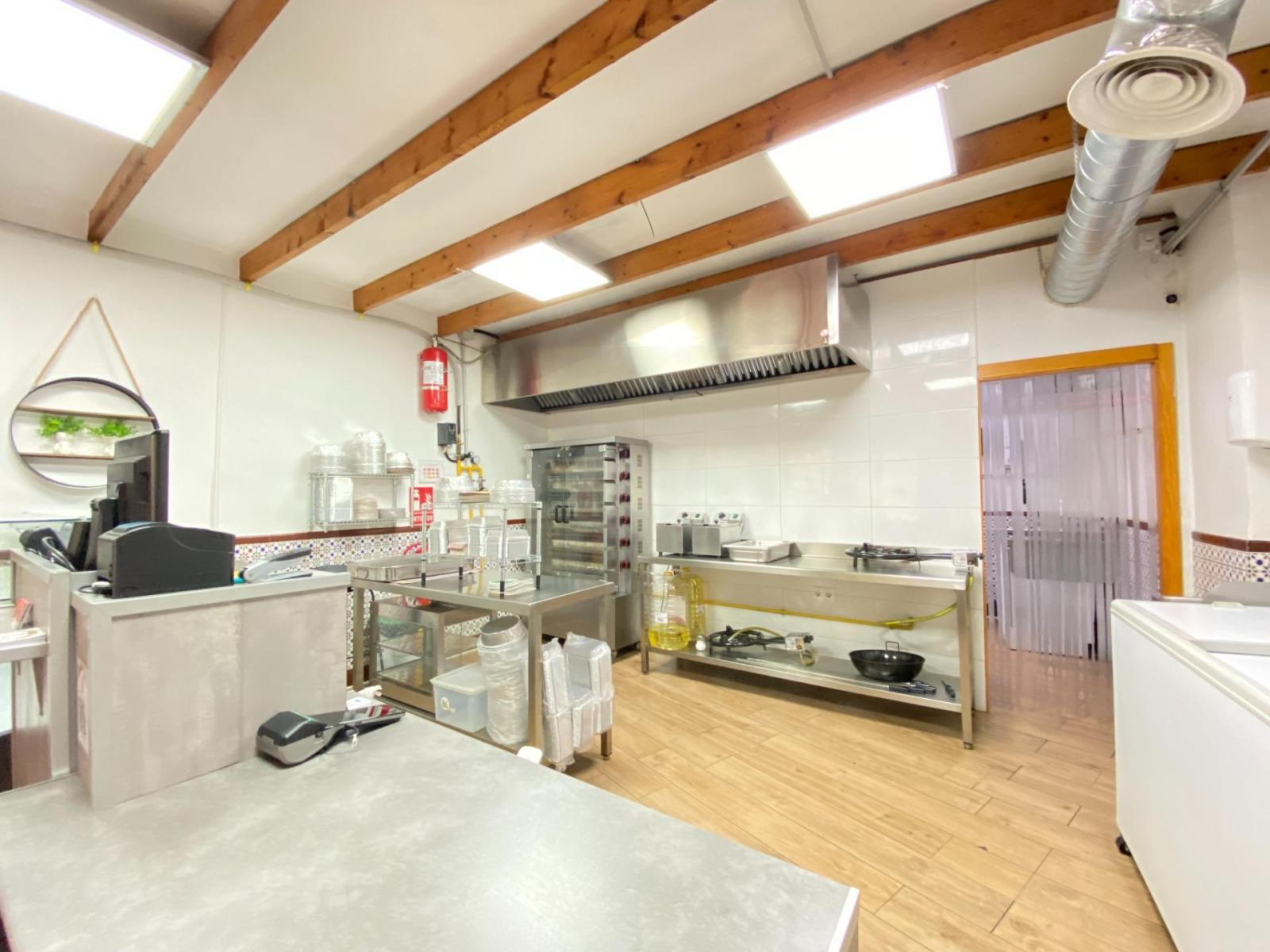 Premise for Rent in Almería
