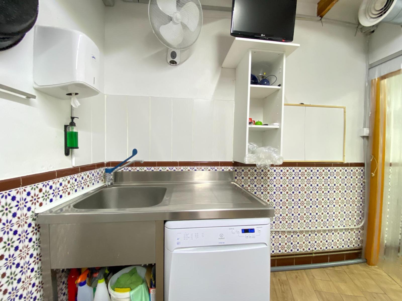 Premise for Rent in Almería