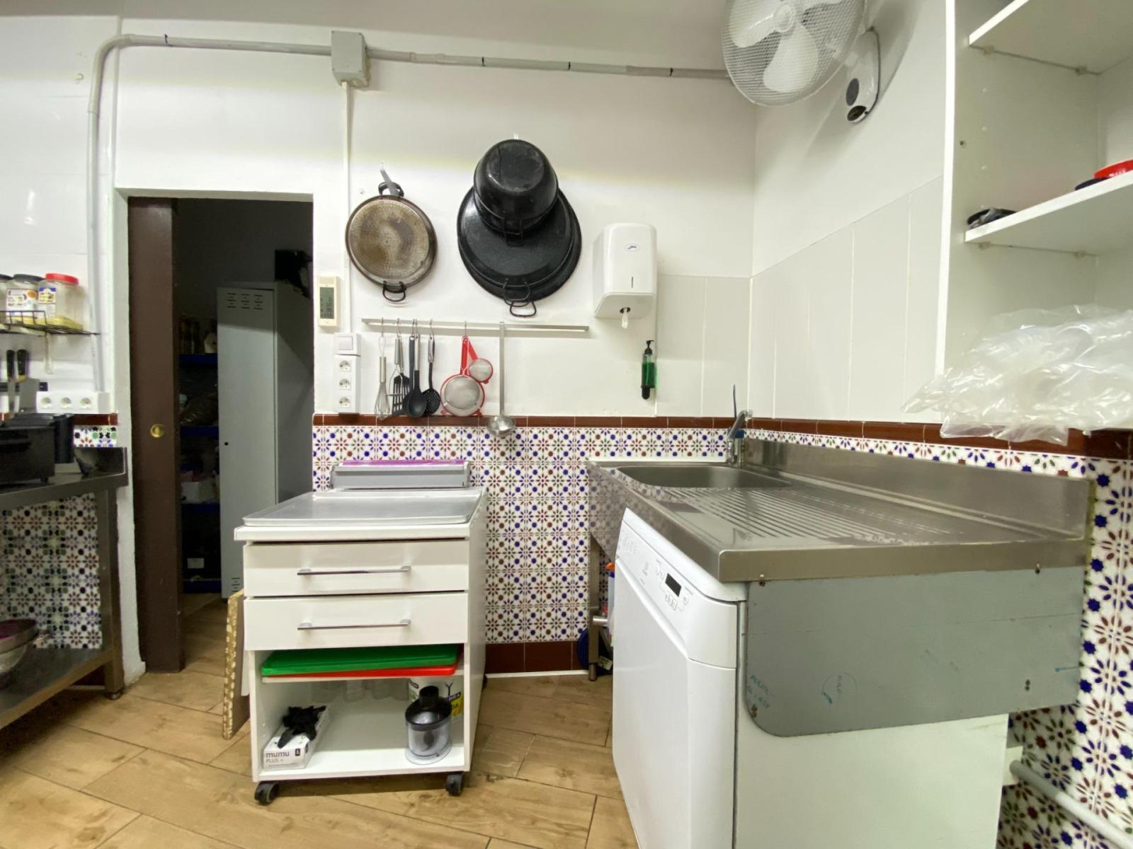 Premise for Rent in Almería