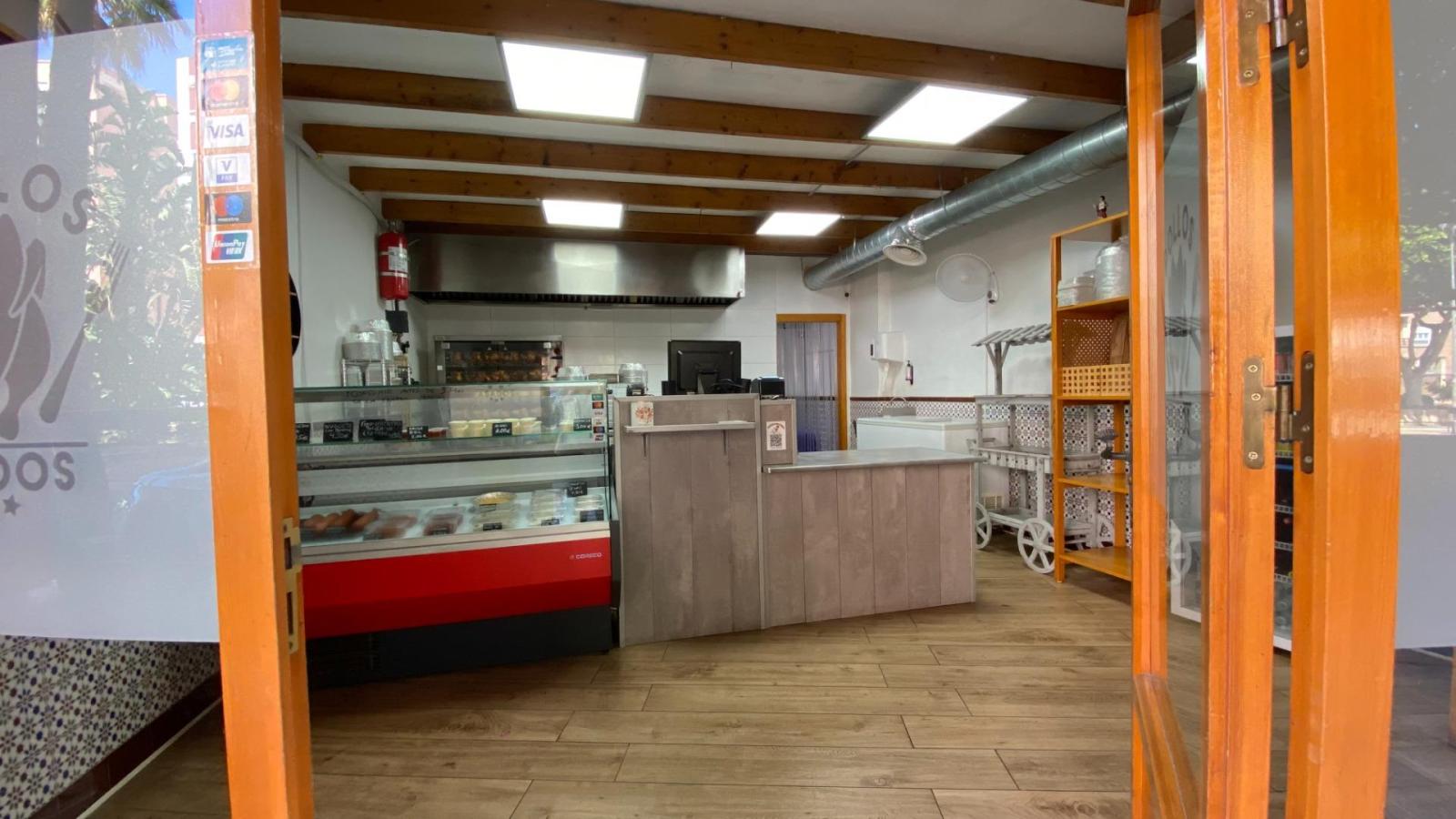 Premise for Rent in Almería