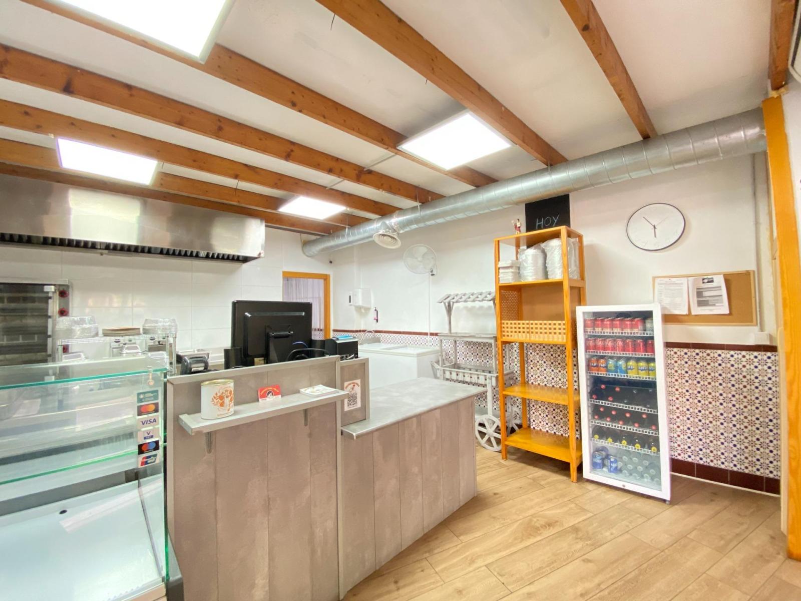 Premise for Rent in Almería
