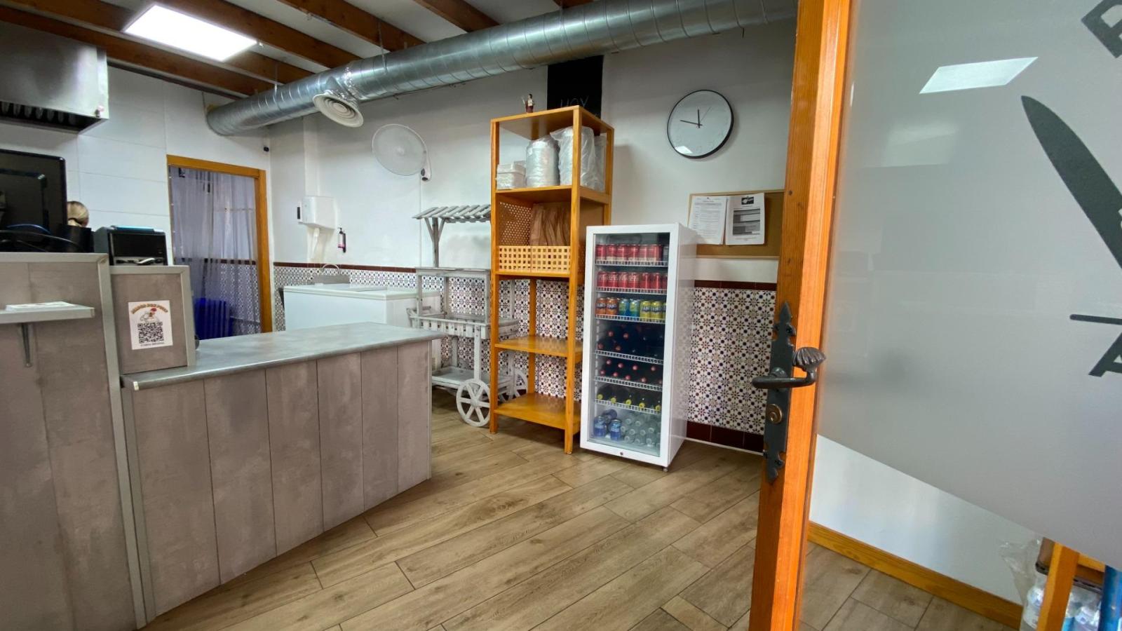 Premise for Rent in Almería