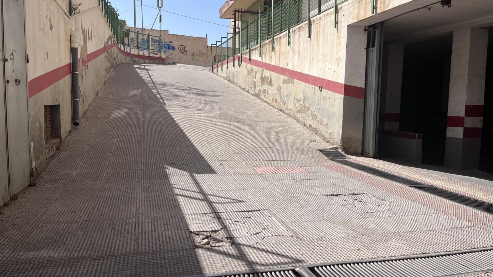 Garage for Sale in Almería