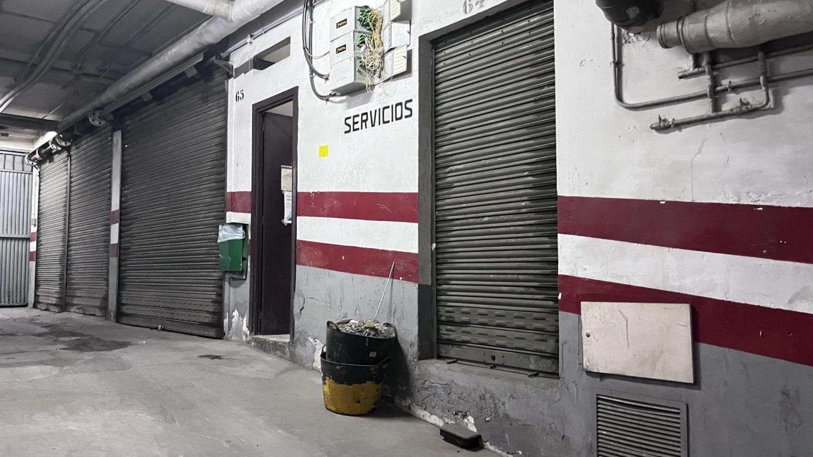Garage for Sale in Almería