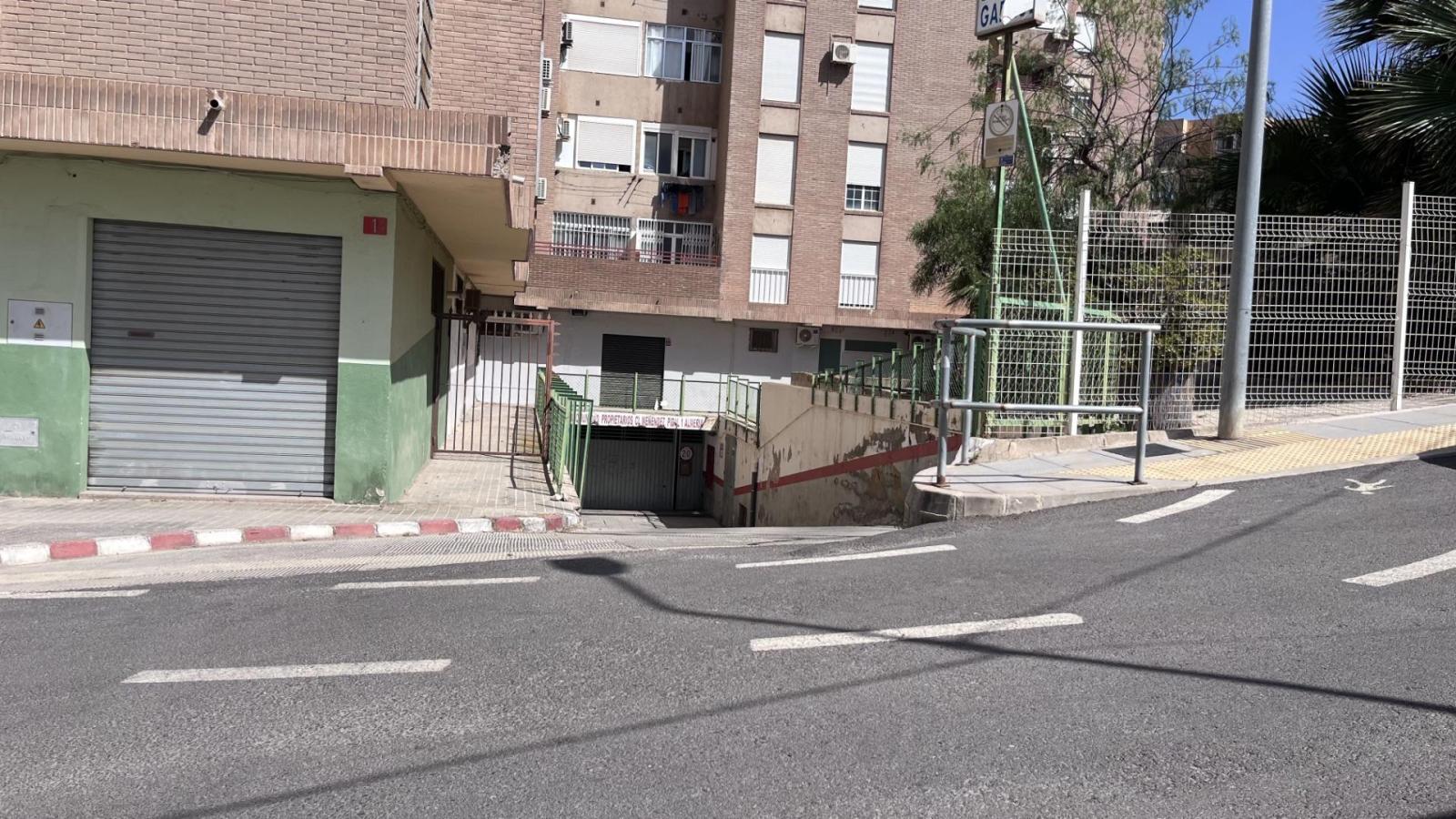 Garage for Sale in Almería