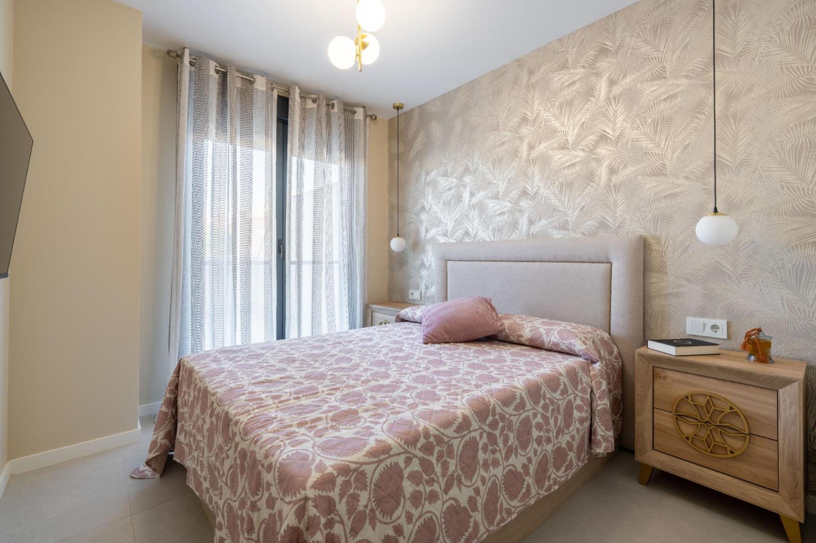 Flat for Sale in Almería