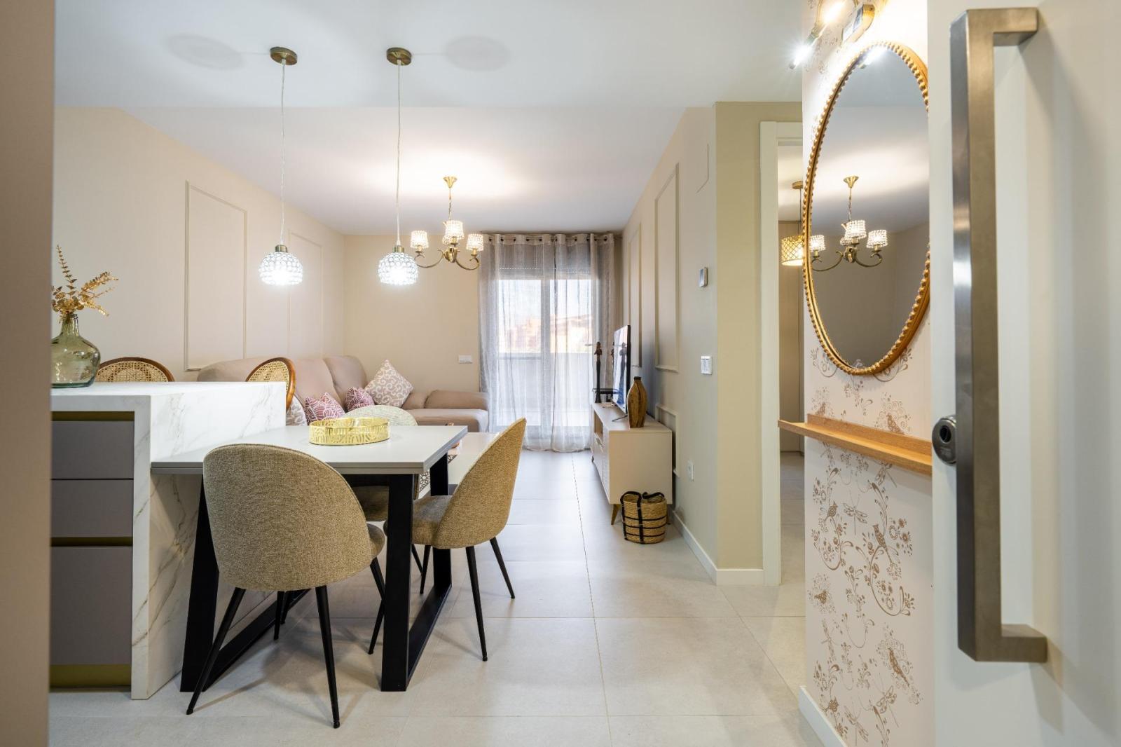 Flat for Sale in Almería