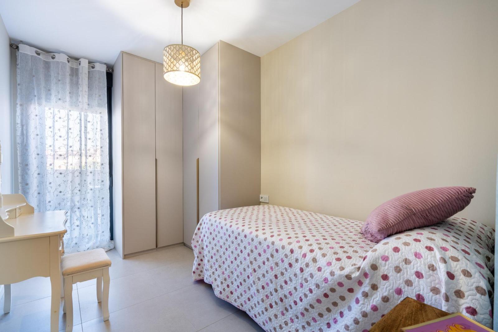 Flat for Sale in Almería