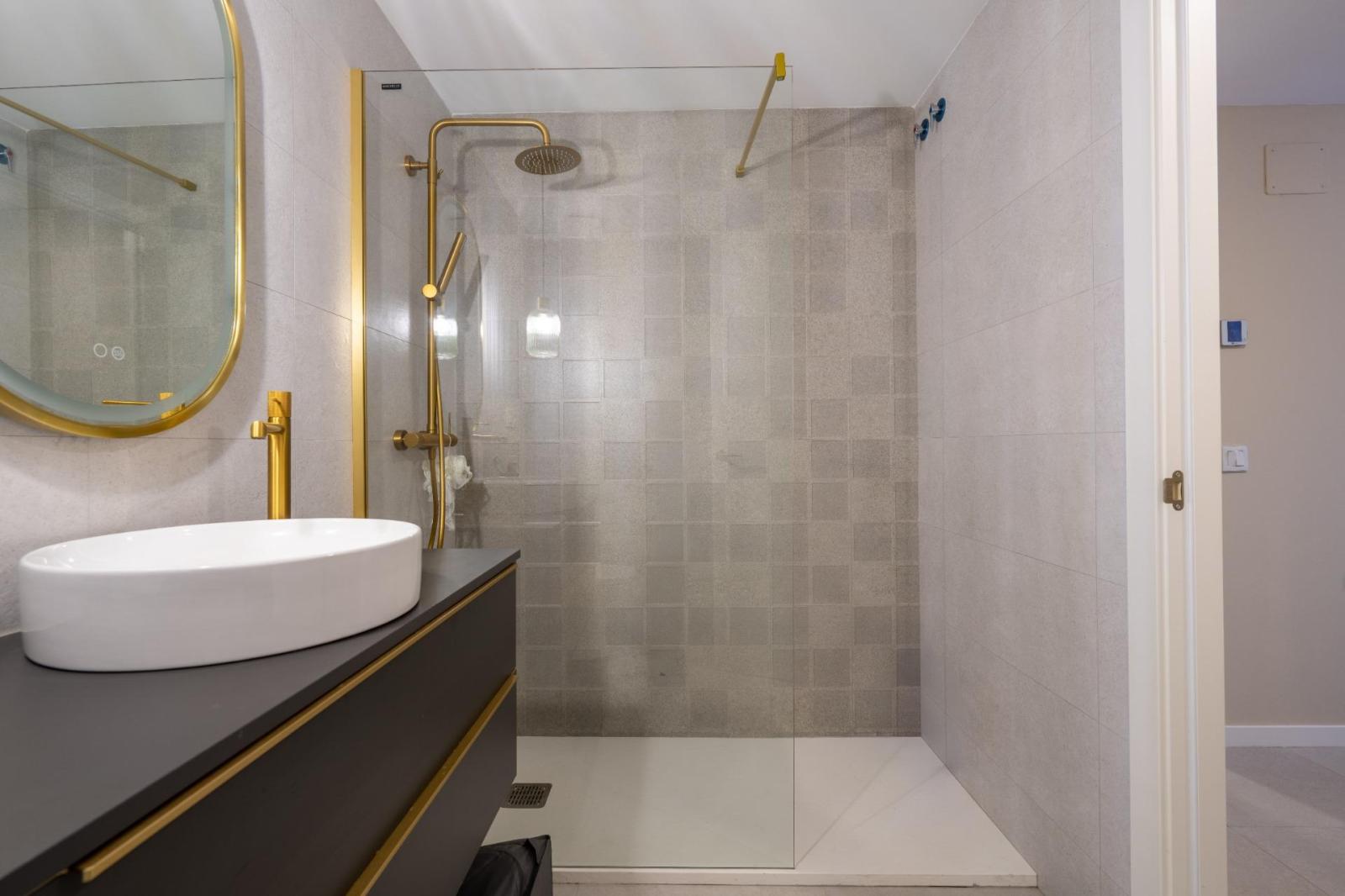 Flat for Sale in Almería