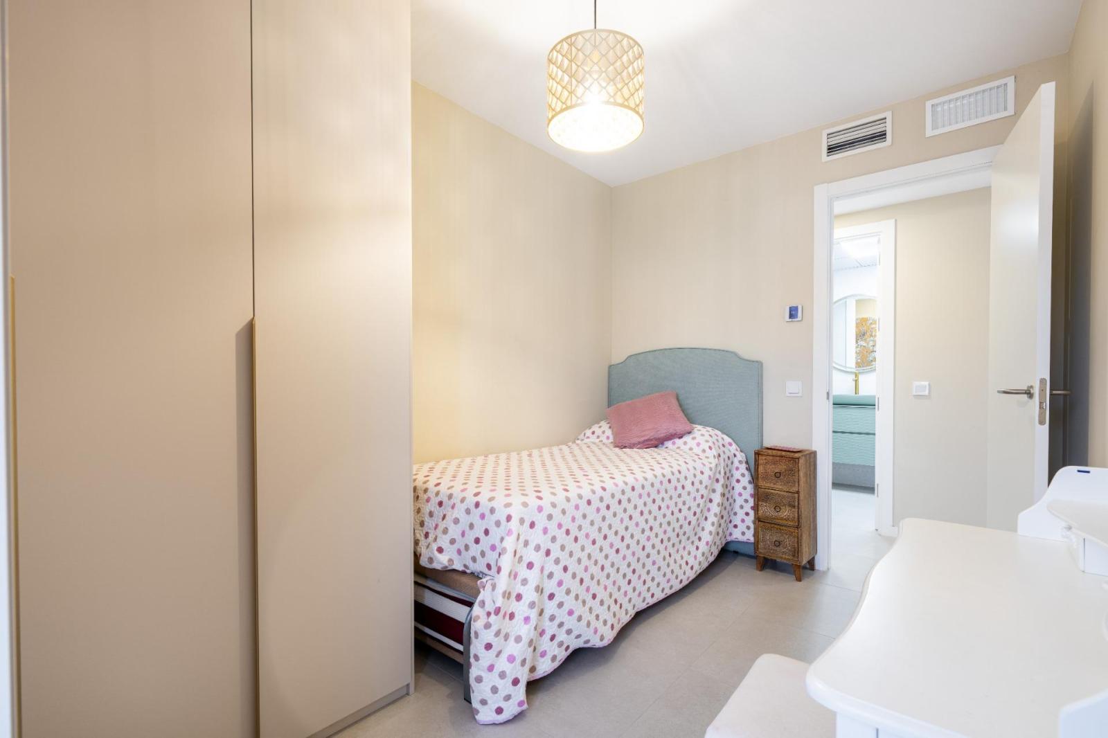 Flat for Sale in Almería