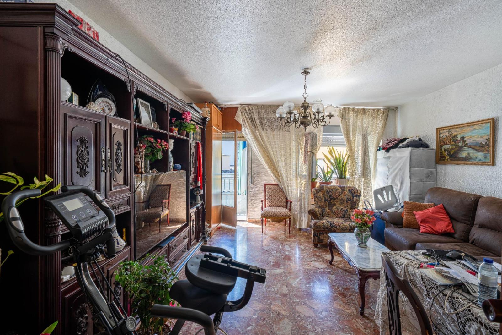 Flat for Sale in Almería