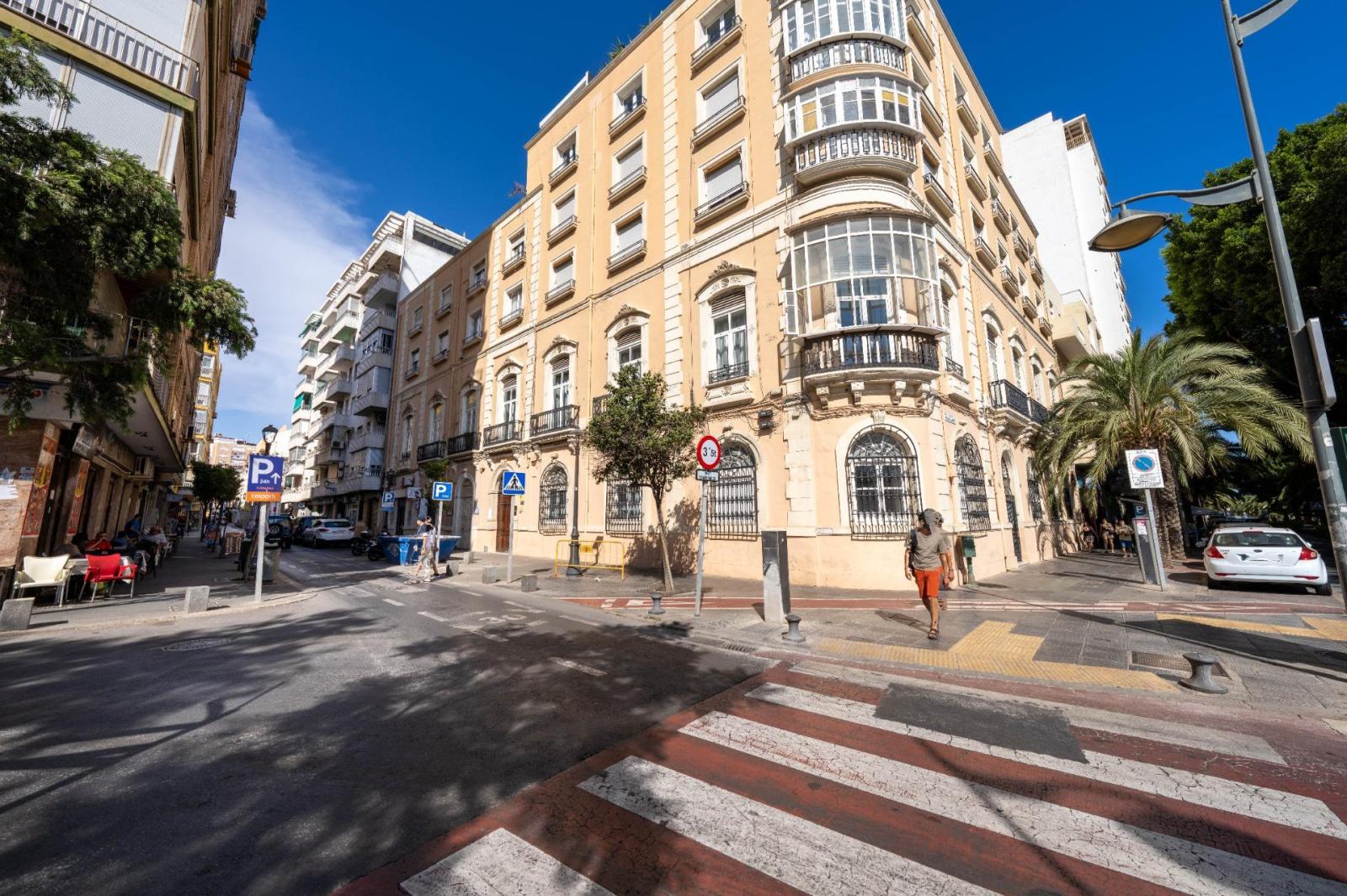 Flat for Sale in Almería