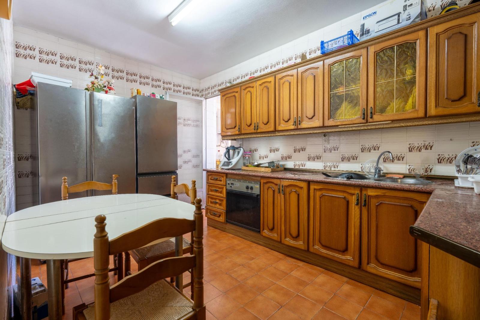 Flat for Sale in Almería