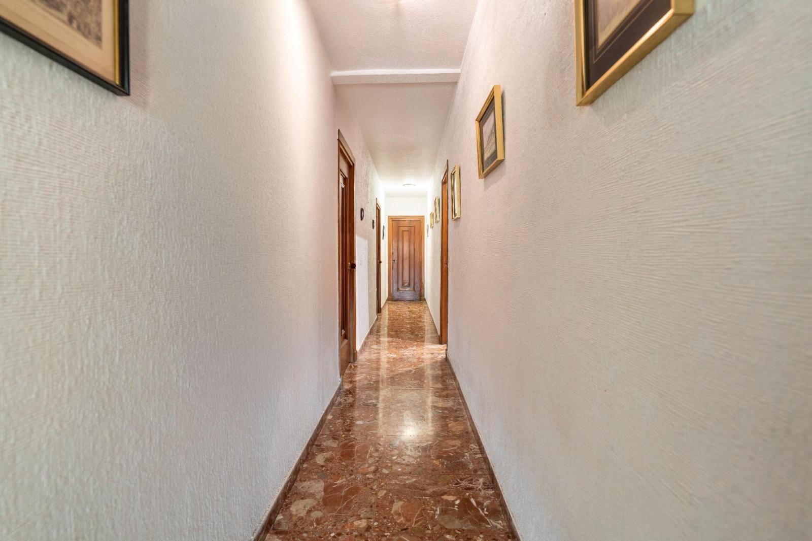 Flat for Sale in Almería