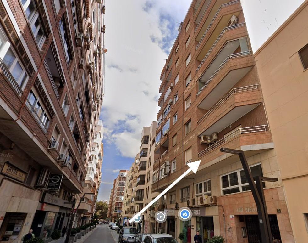 Flat for Sale in Almería