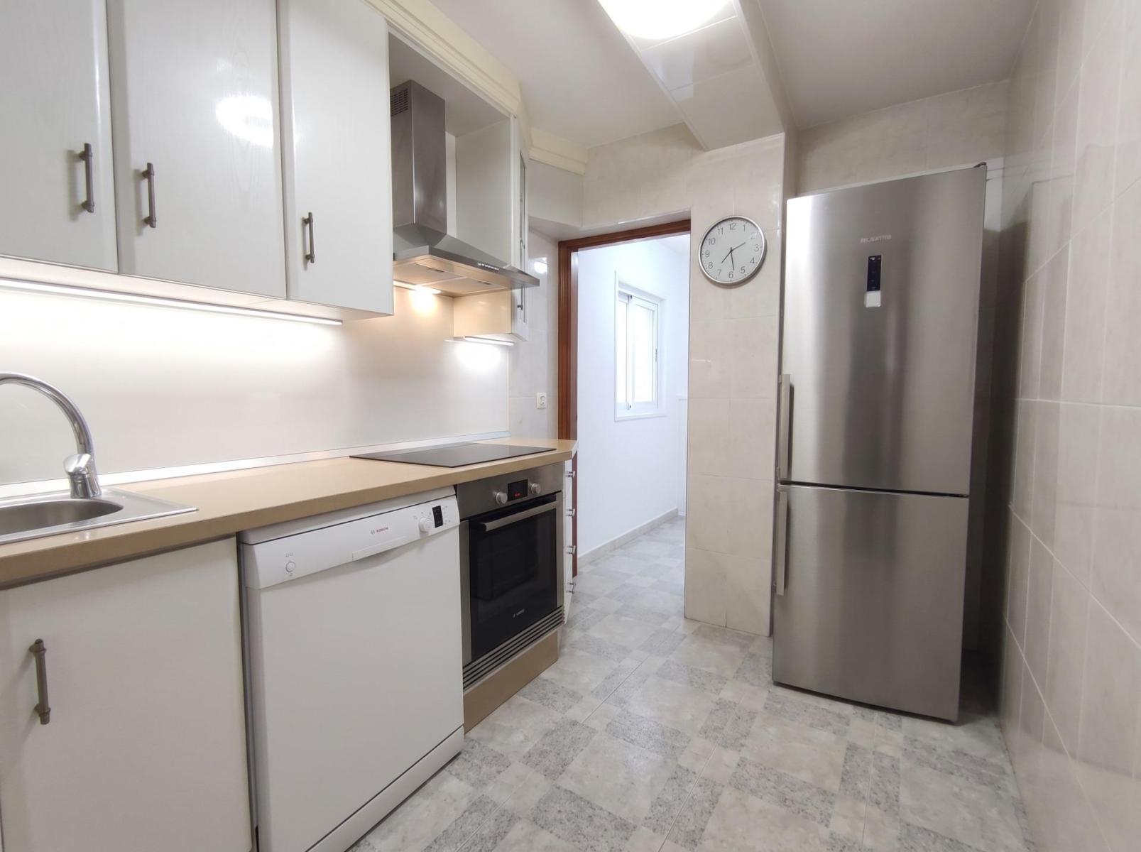 Flat for Sale in Almería