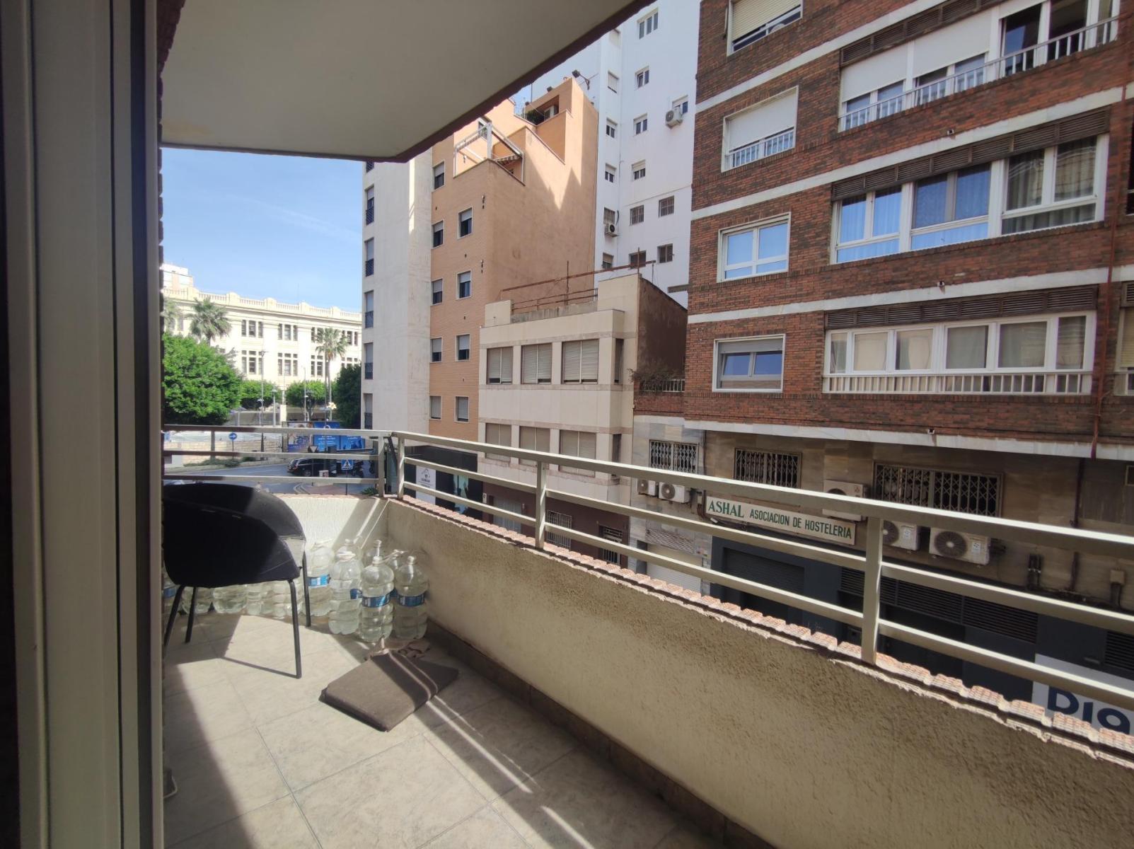 Flat for Sale in Almería
