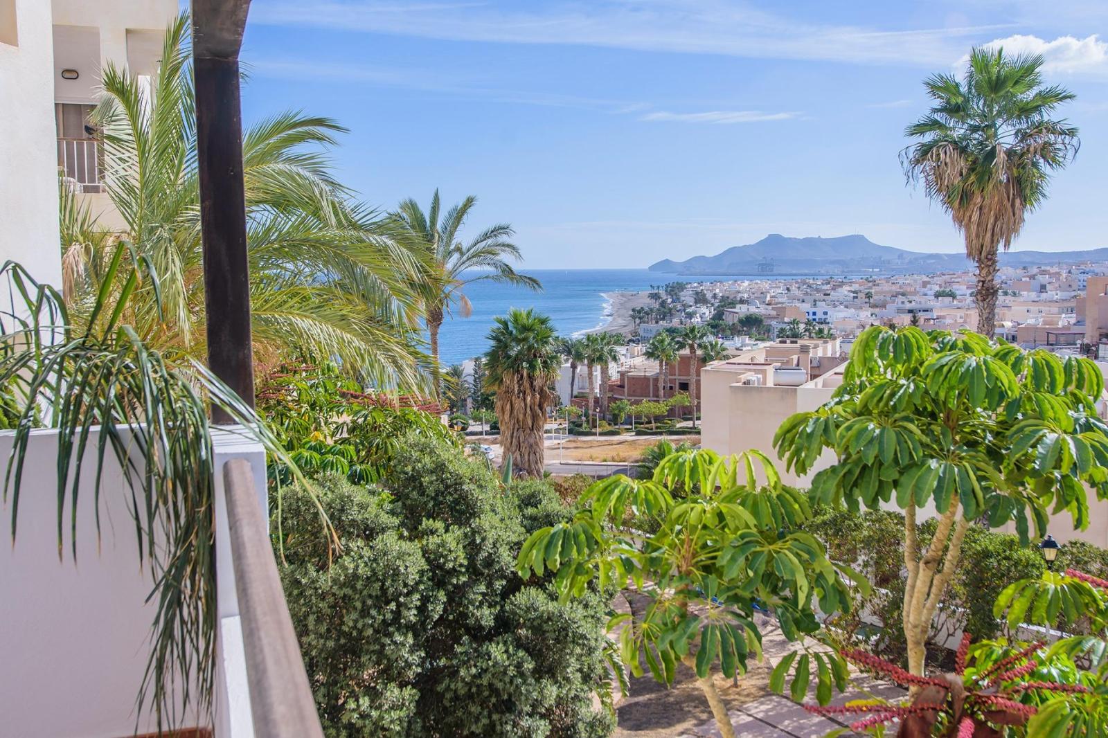 Piso en Venta en Carboneras