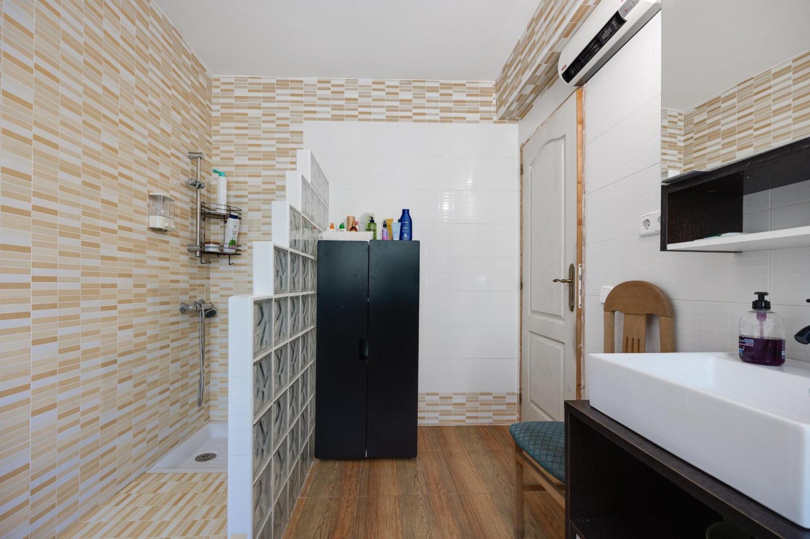 Chalet for Sale in Torrevieja