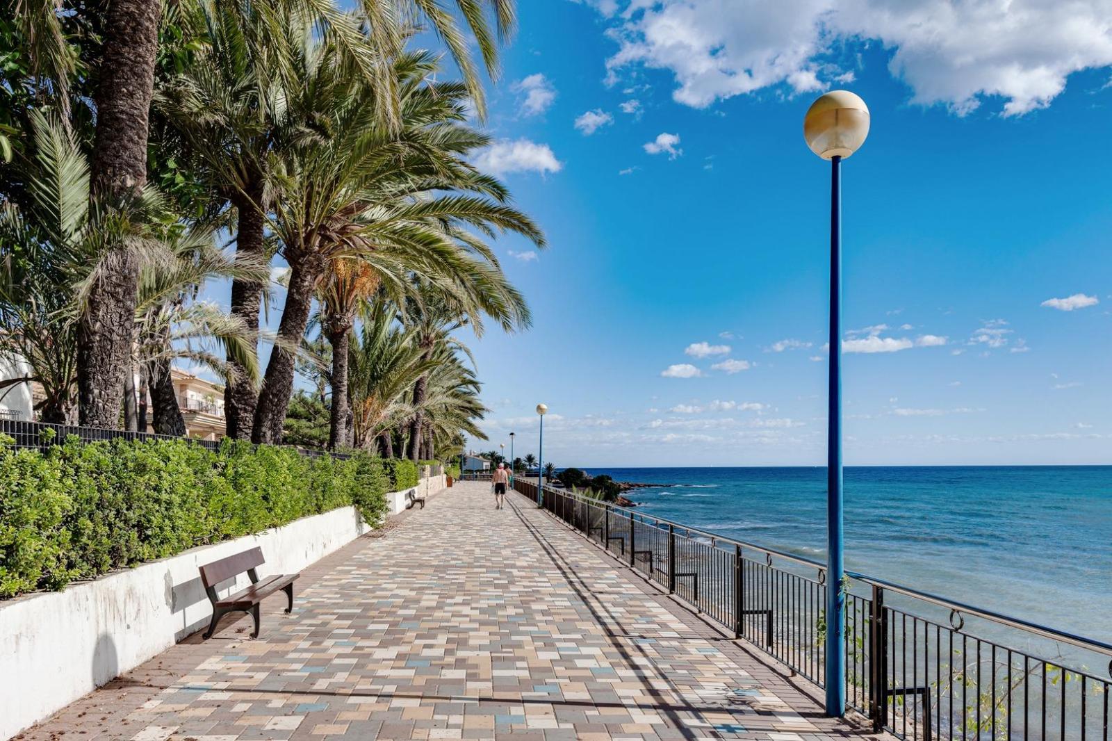 Chalet for Sale in Torrevieja