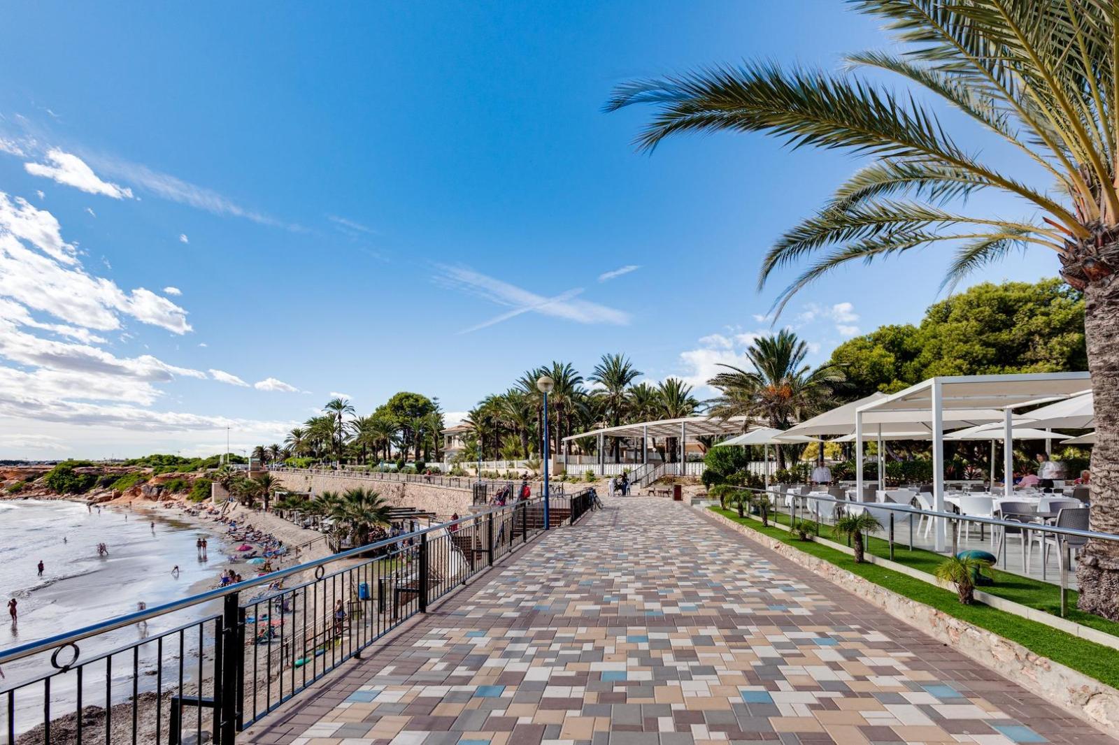 Chalet for Sale in Torrevieja