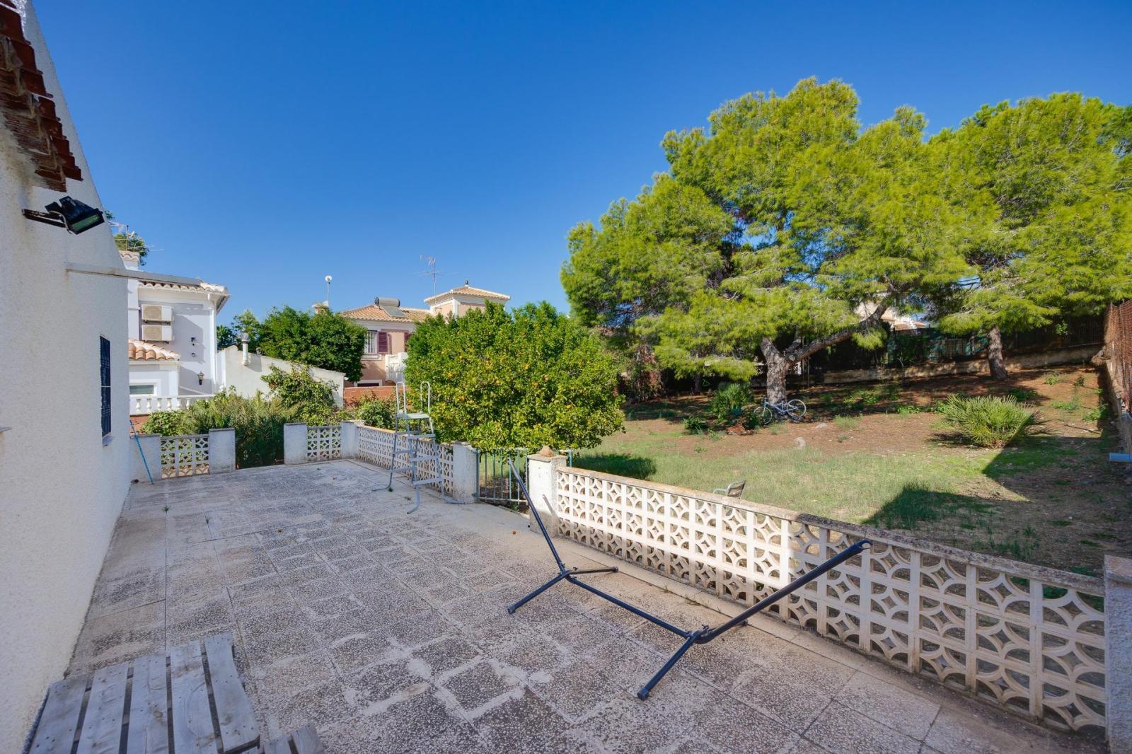 Chalet for Sale in Torrevieja