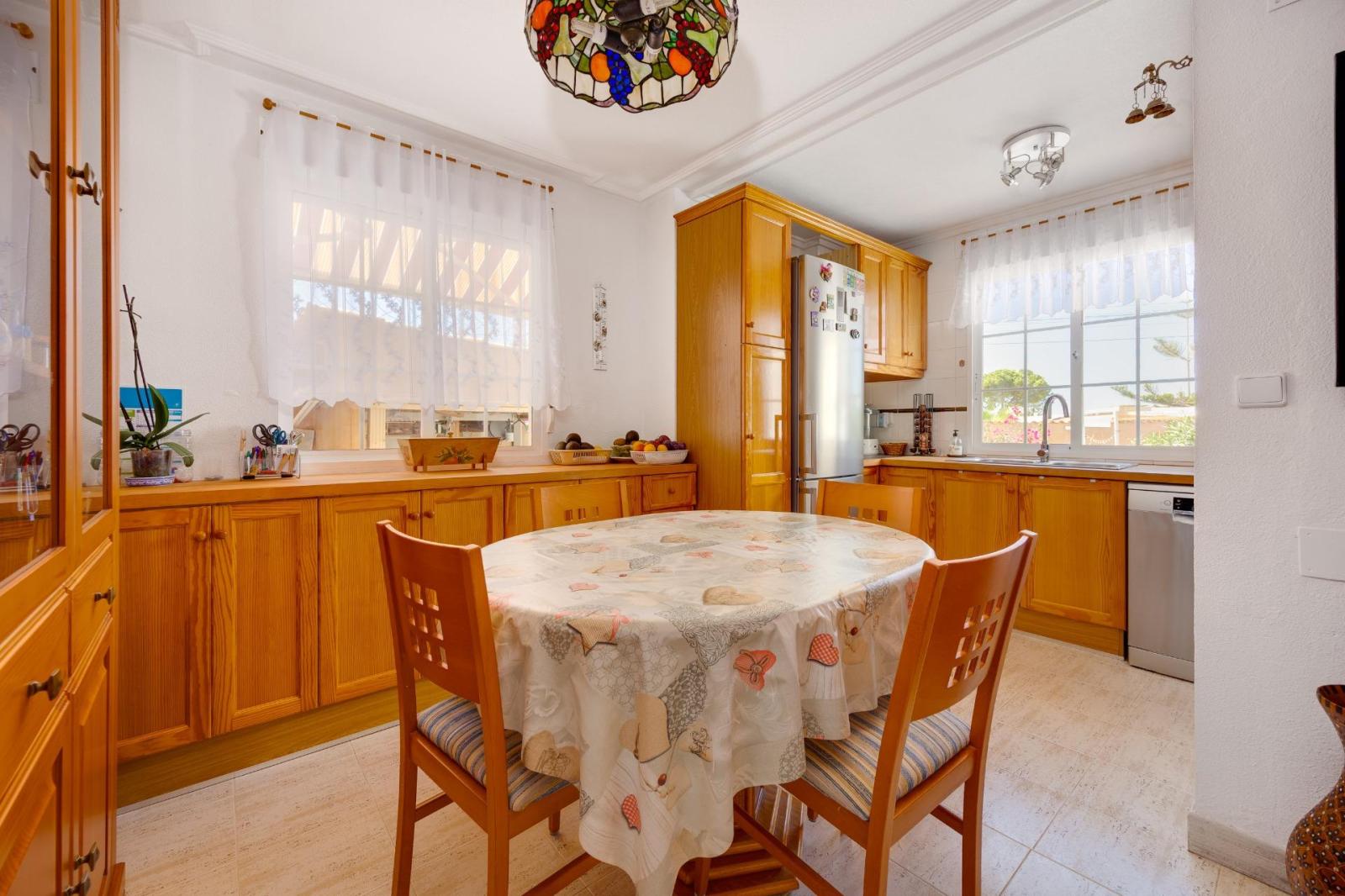 Chalet for Sale in Torrevieja