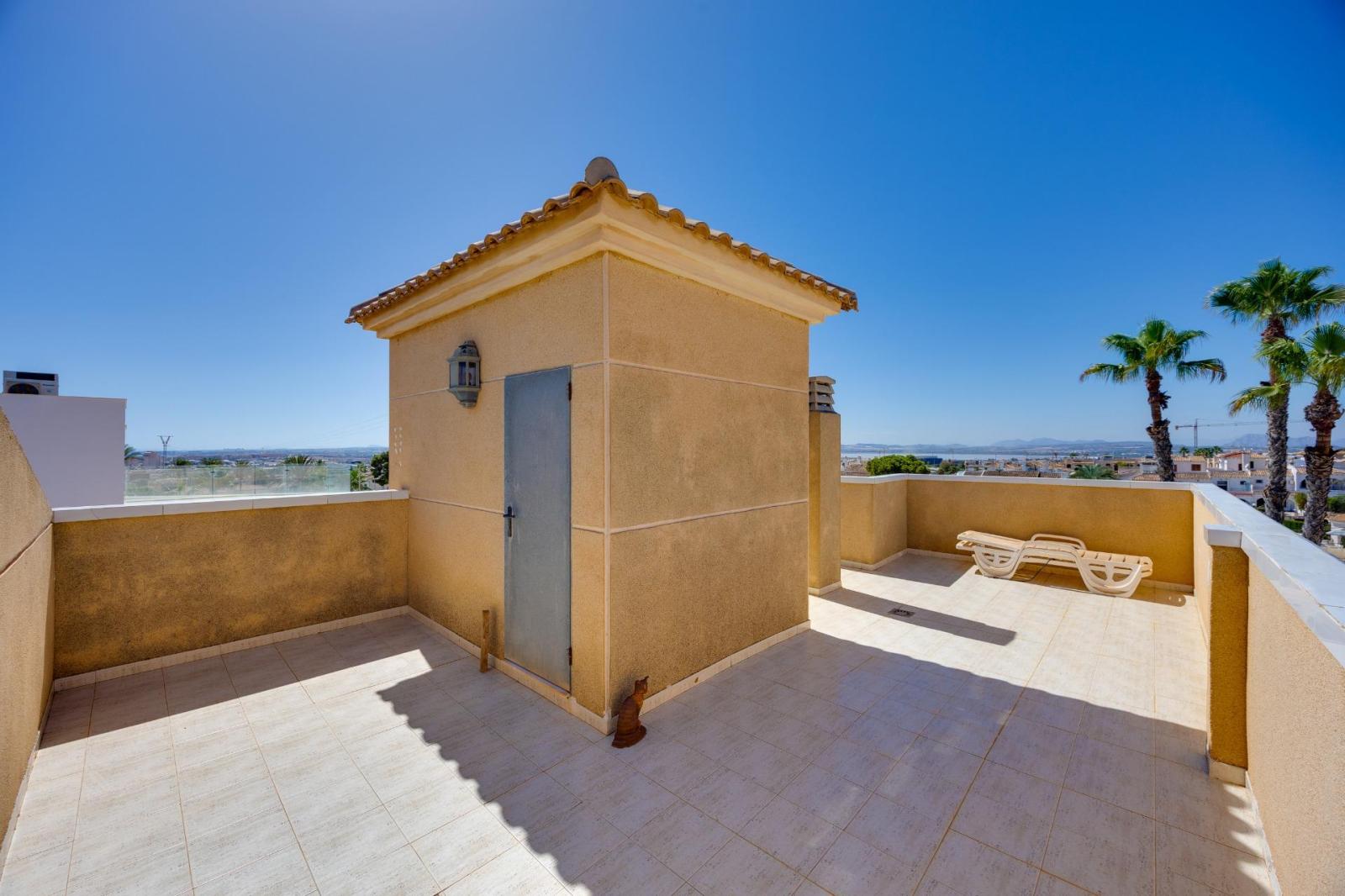 Chalet for Sale in Torrevieja