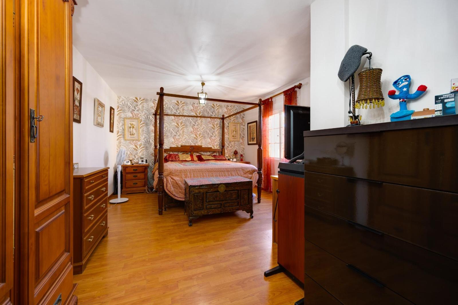 Chalet for Sale in Torrevieja