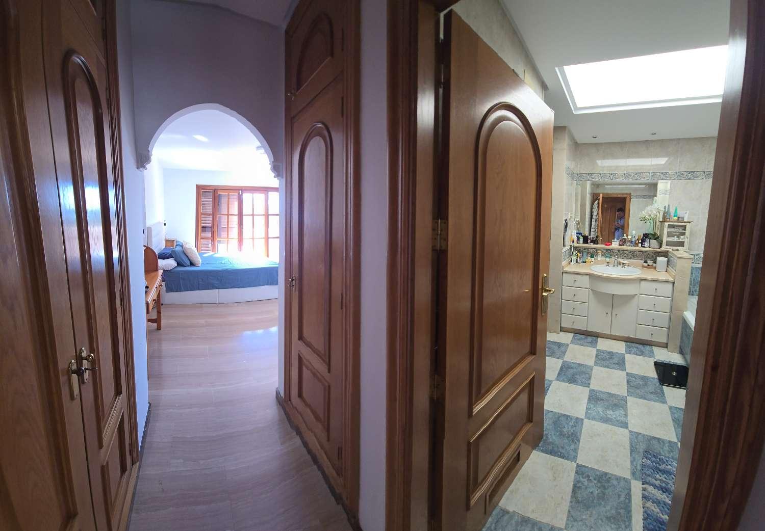 Villa for Sale in Málaga