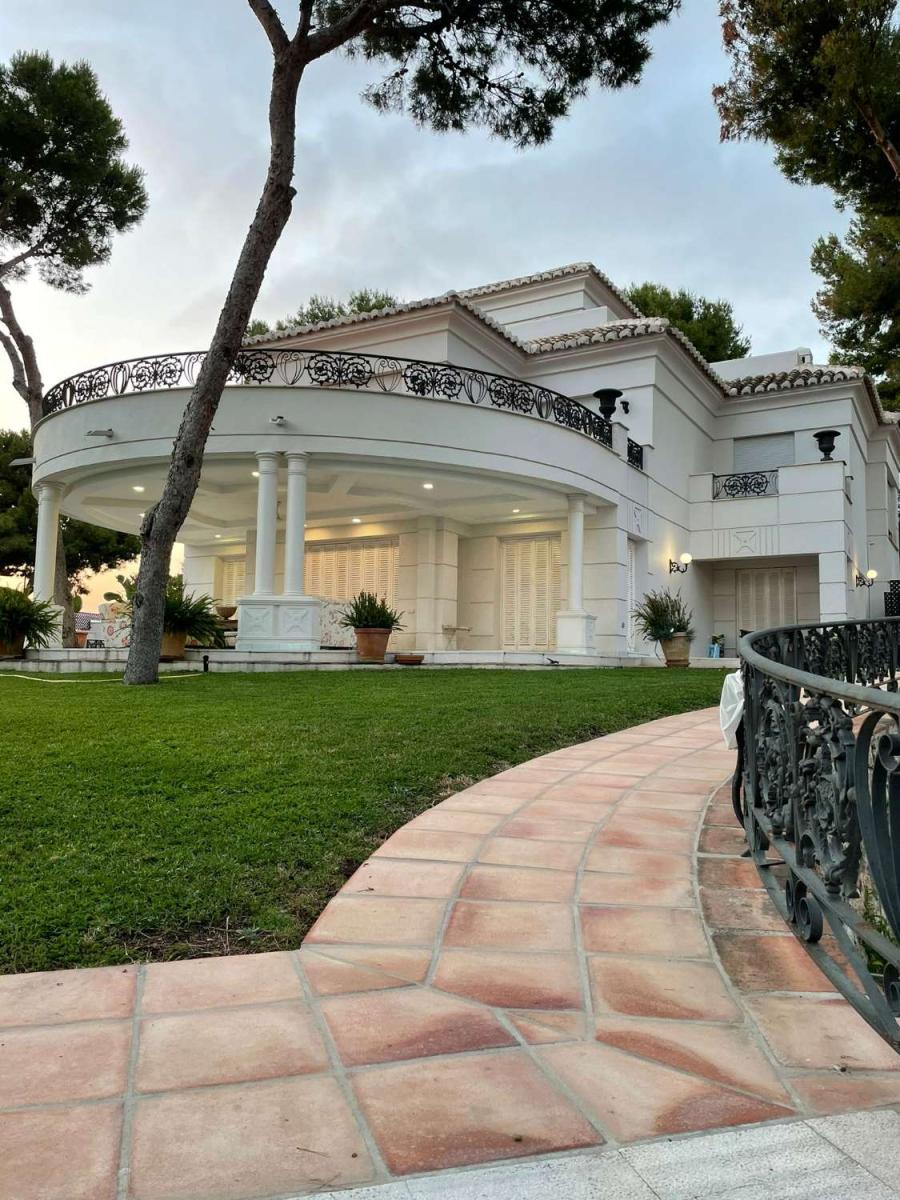 Villa for Sale in Málaga