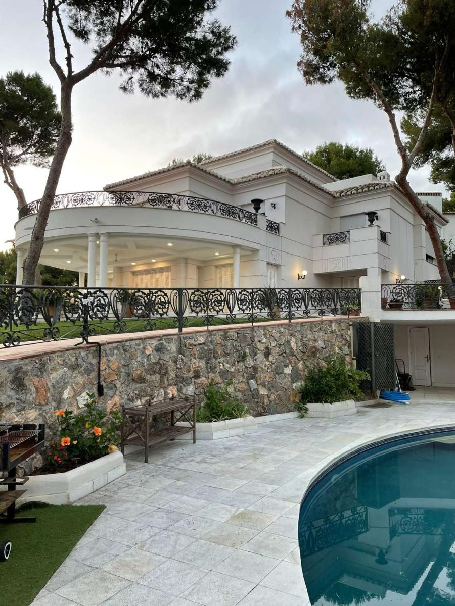 Villa for Sale in Málaga