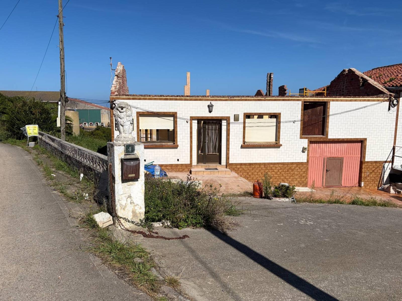 Semi-detached House for Sale in Suances