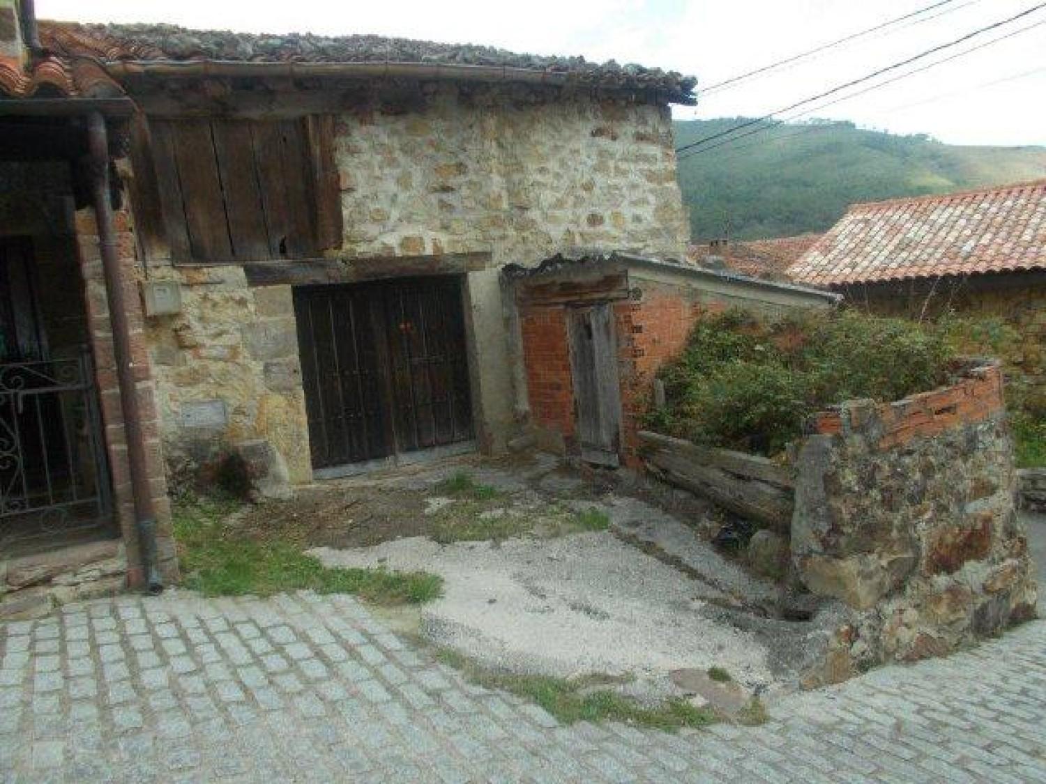 House for Sale in Rionansa