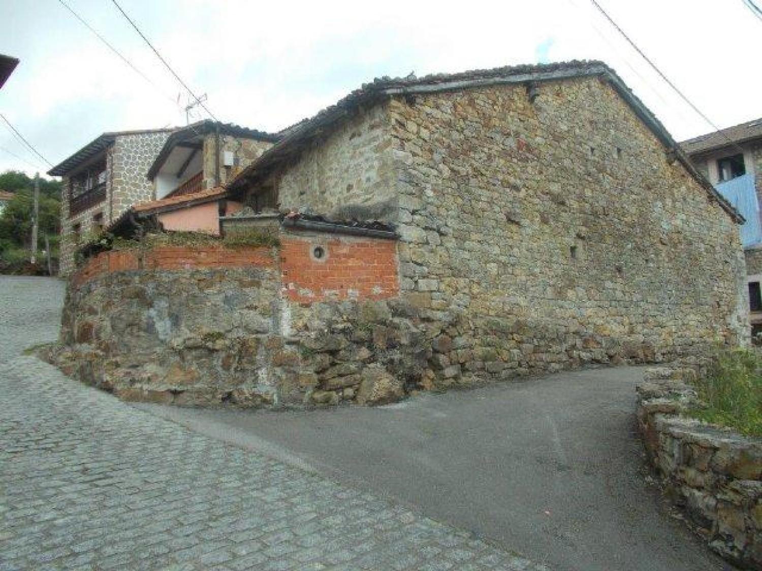 House for Sale in Rionansa
