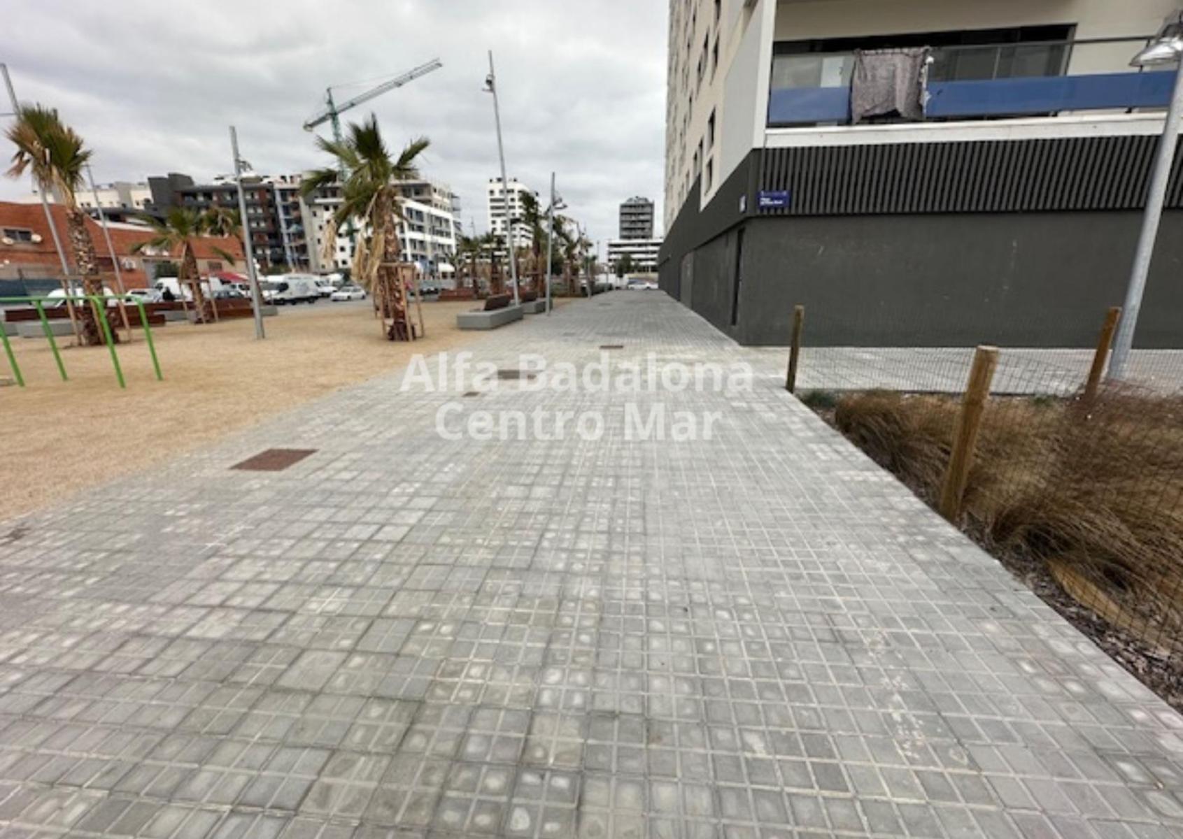 Premise for Rent in Badalona
