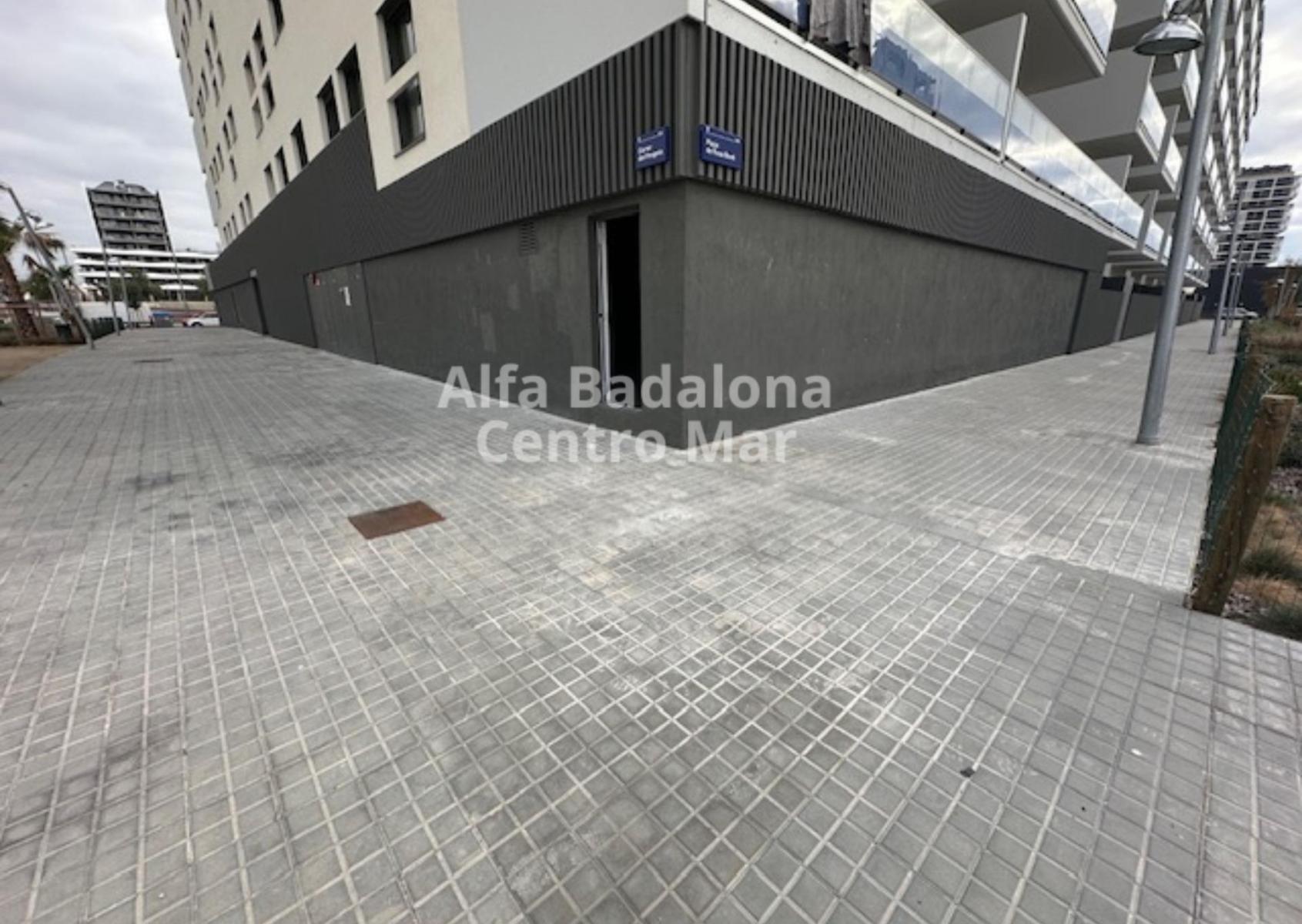 Premise for Rent in Badalona