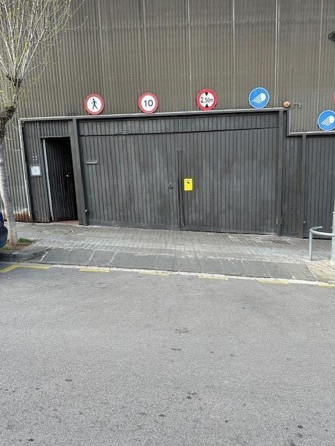 Garage for Sale in Badalona