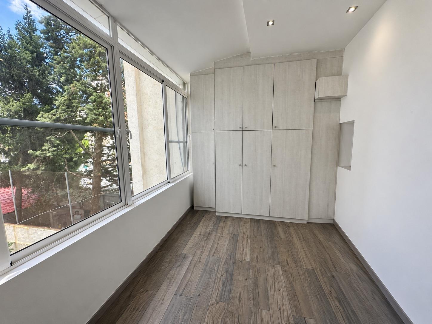Flat for Sale in Badalona